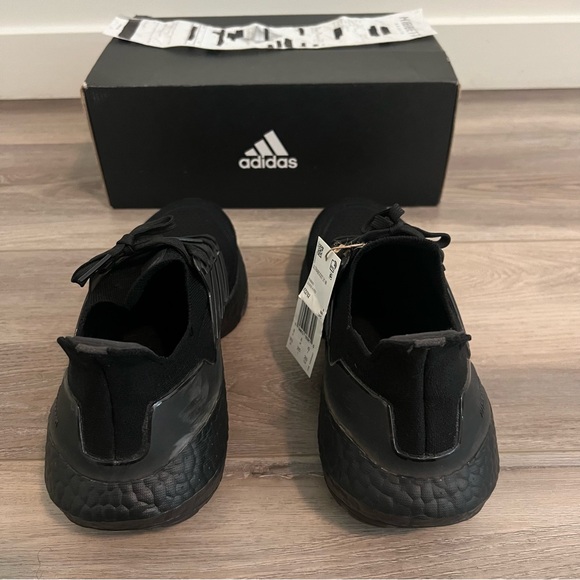 adidas Women's Ultraboost 21 Running Shoe- Color: Black/Black/Black- Size 9.5 - Picture 10 of 15